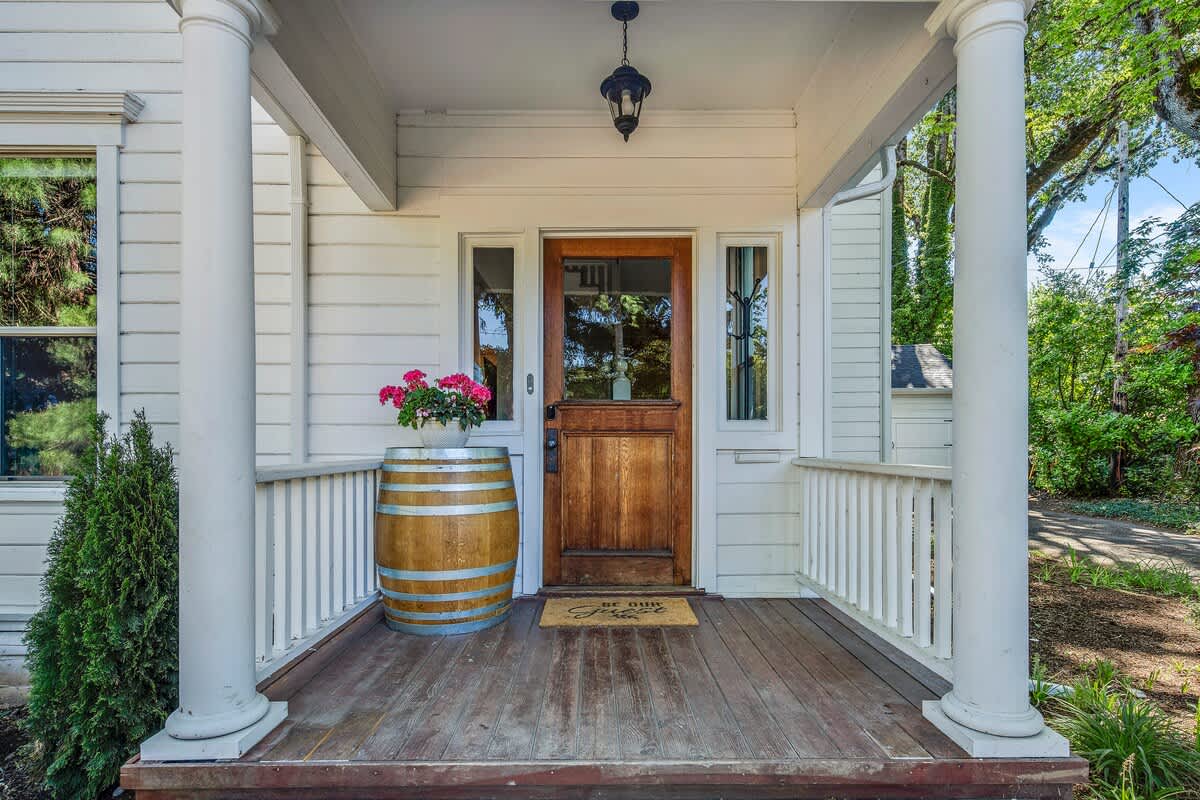 Latourette Estate Historic Retreat Chef Kitchen — photo 5