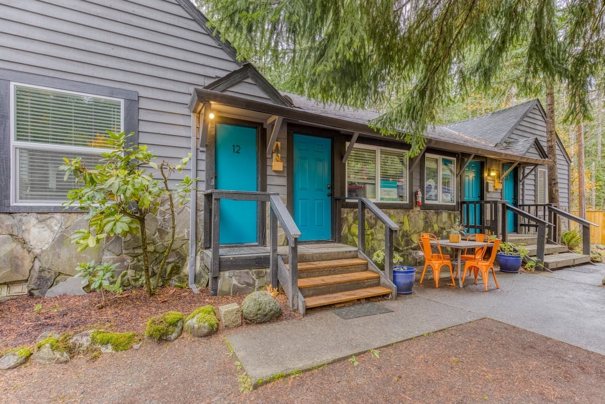 Modern Conveniences, Rustic Charm - Mt Air Unit 12 — photo 7