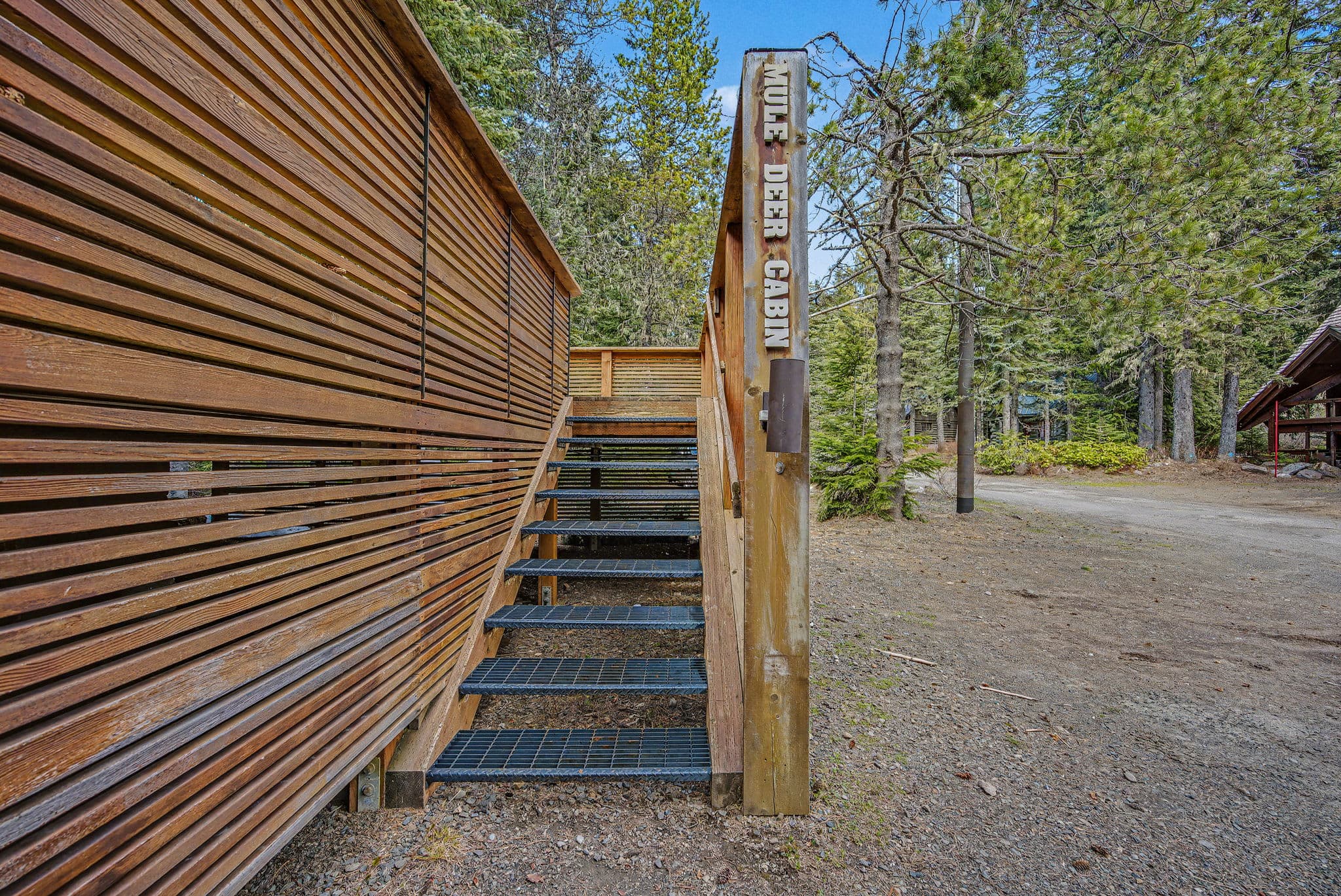 Mule Deer - Grand Mt. Hood Chalet for Groups — photo 8