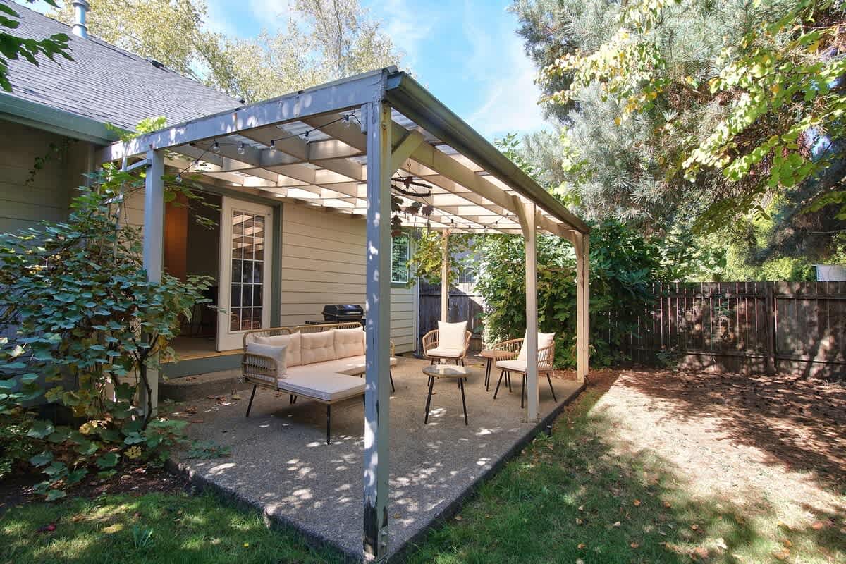 Parkview Place - Wine Country Home with Jetted Tub — photo 1