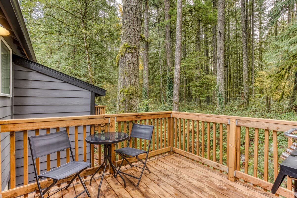 Pet-Friendly, Private BBQ Deck - Mt Air Unit 7 — photo 2