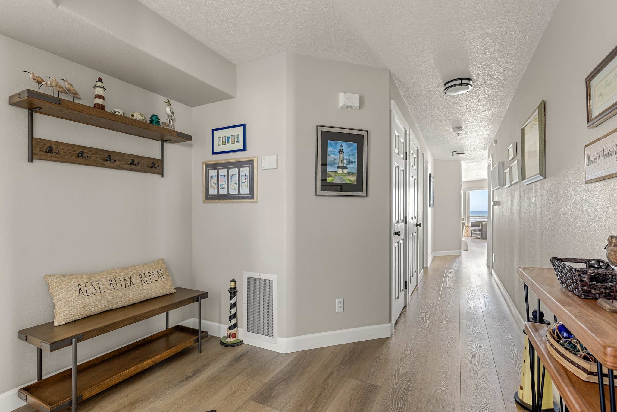 Promenade 403 - Oceanfront Oasis - Magical Views — photo 8