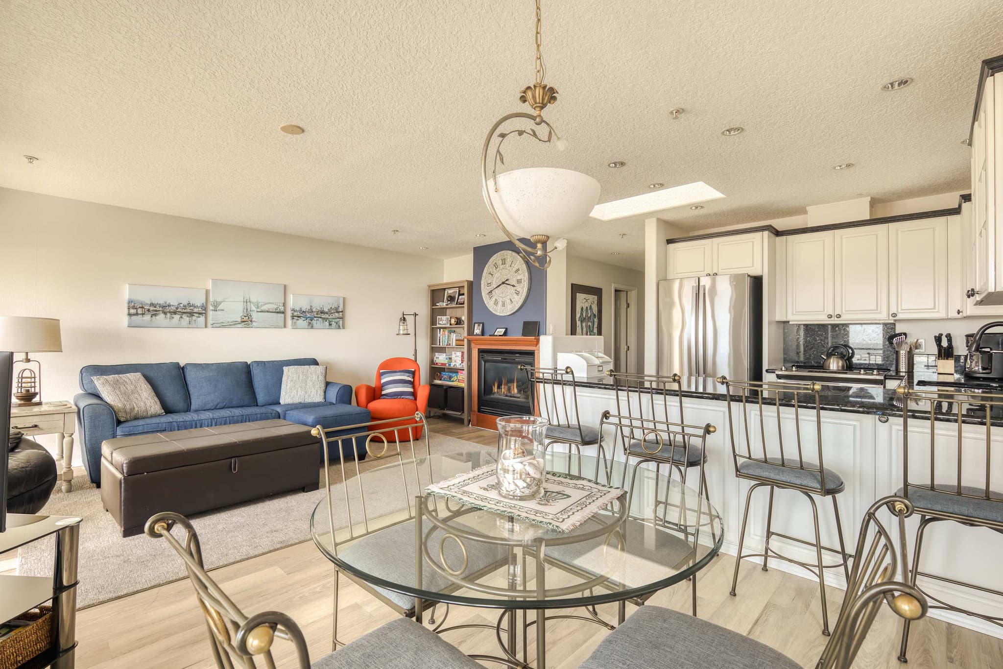 Promenade 501 - Oceanfront Top Floor Views — photo 4