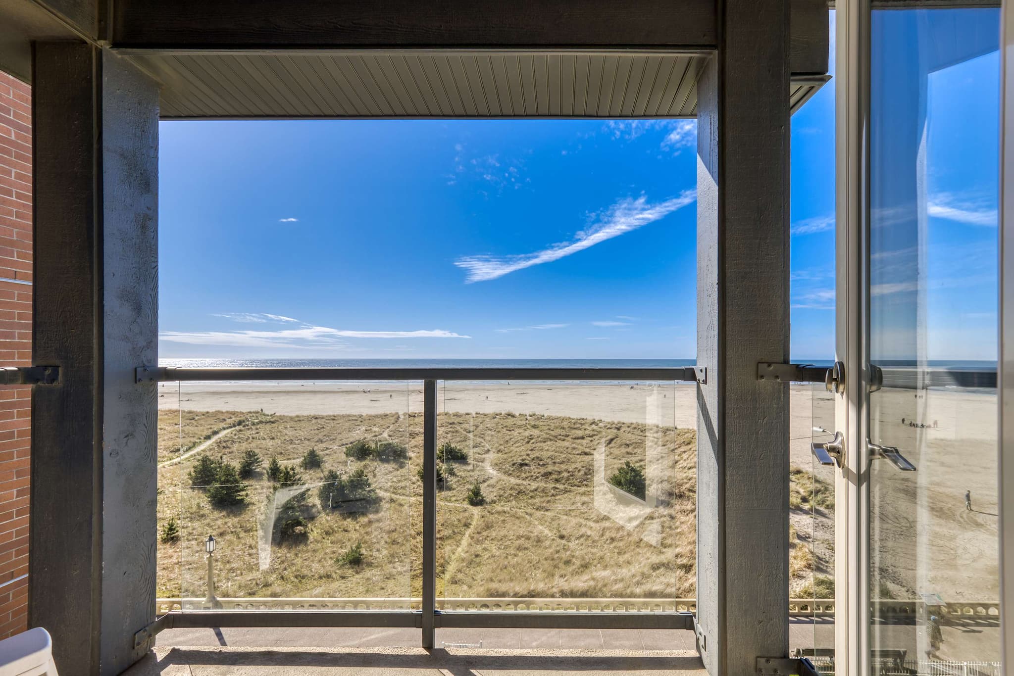 Promenade 501 - Oceanfront Top Floor Views — photo 2