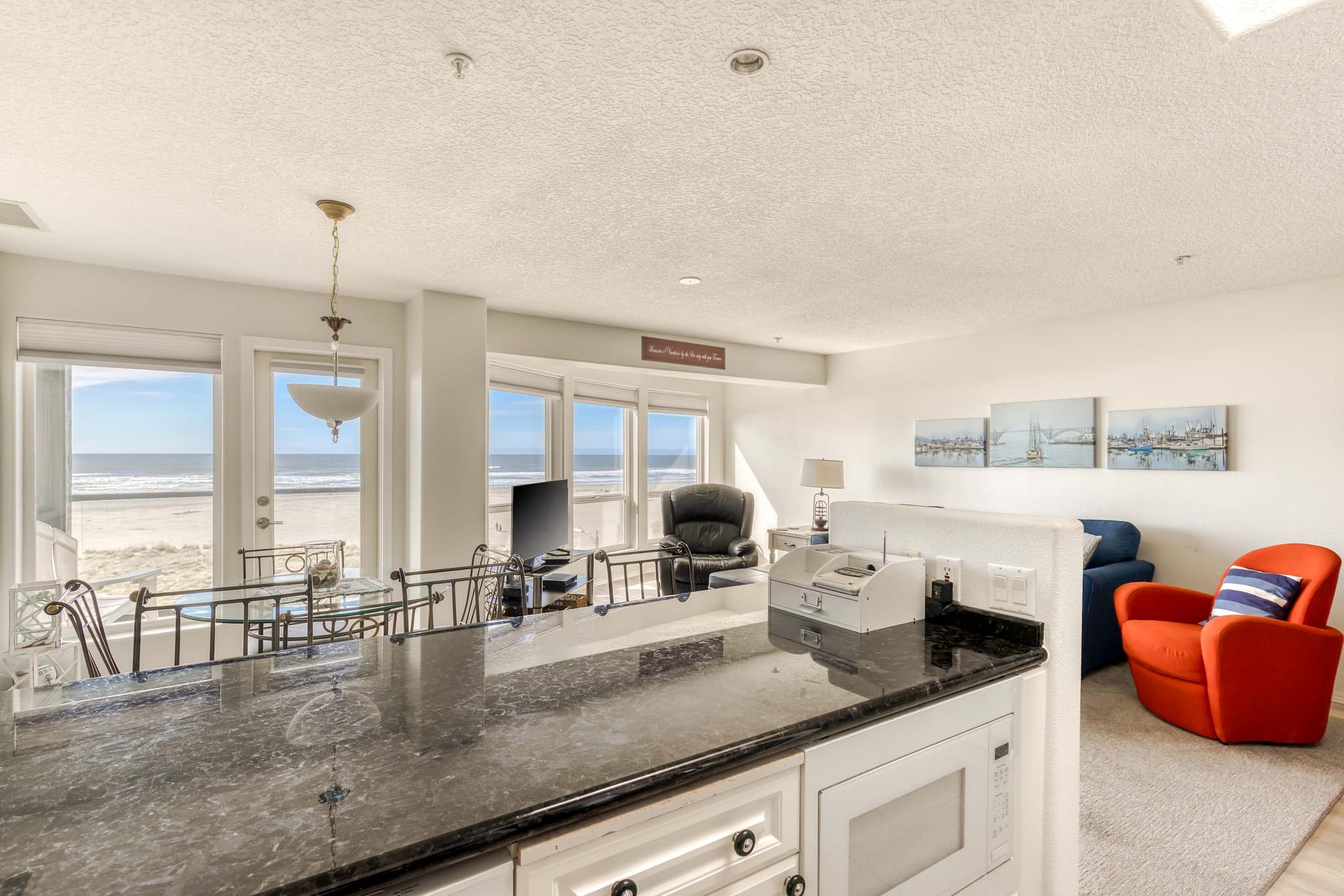 Promenade 501 - Oceanfront Top Floor Views