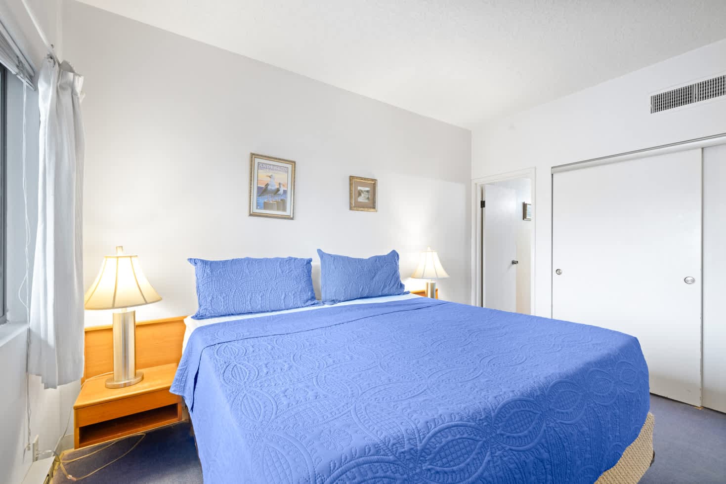 Sand & Sea (100) Retreat - Stunning Beachfront on the Prom 2BR — photo 4