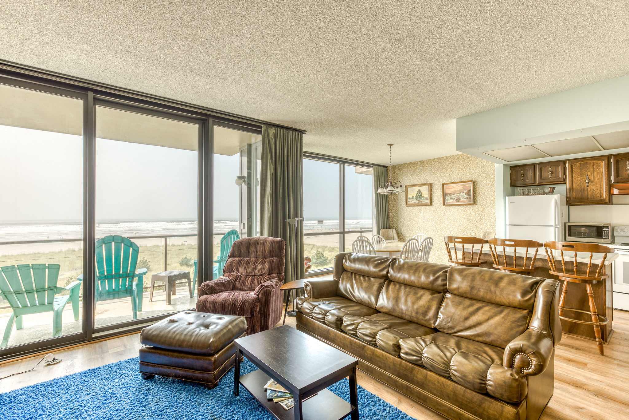Sand & Sea (304) Retro Chic - Beachfront Retreat — photo 2