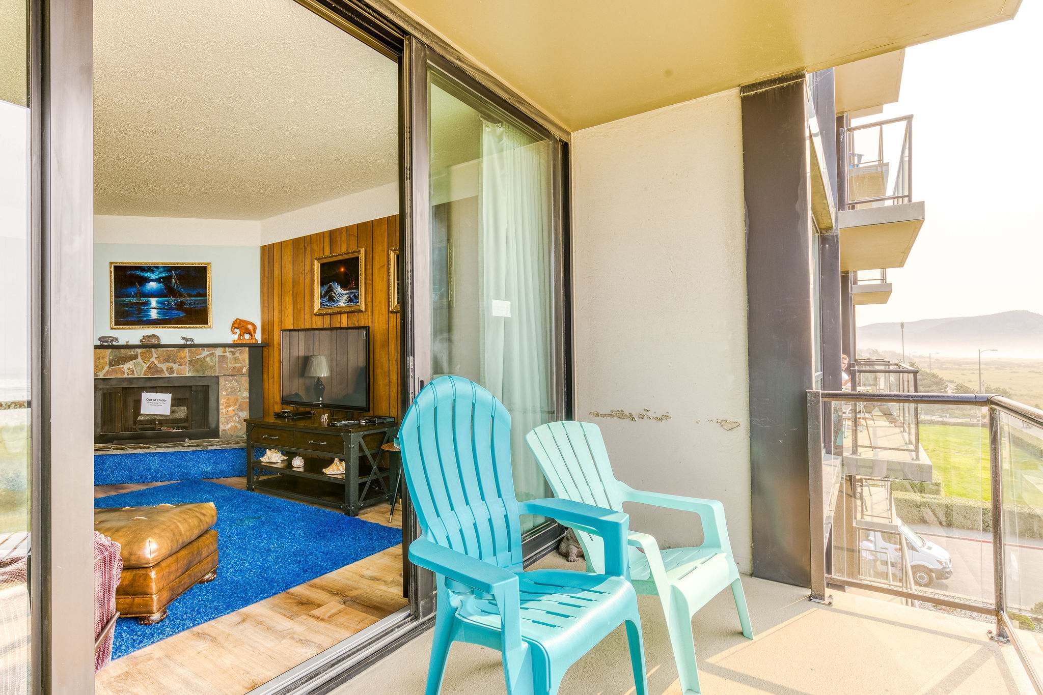 Sand & Sea (304) Retro Chic - Beachfront Retreat — photo 7