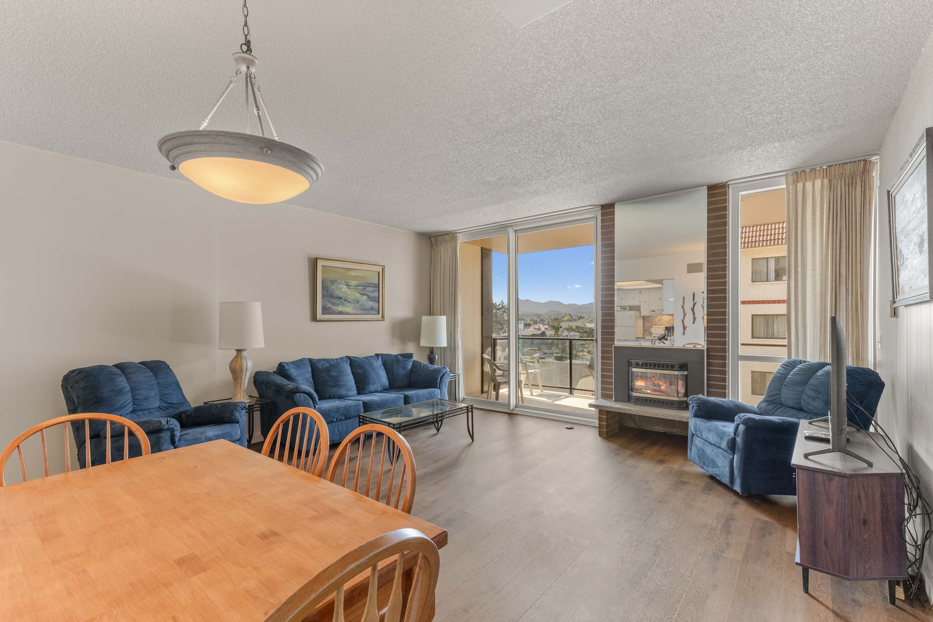 Sand & Sea (310) Driftwood - Oceanfront Pet Friendly — photo 2