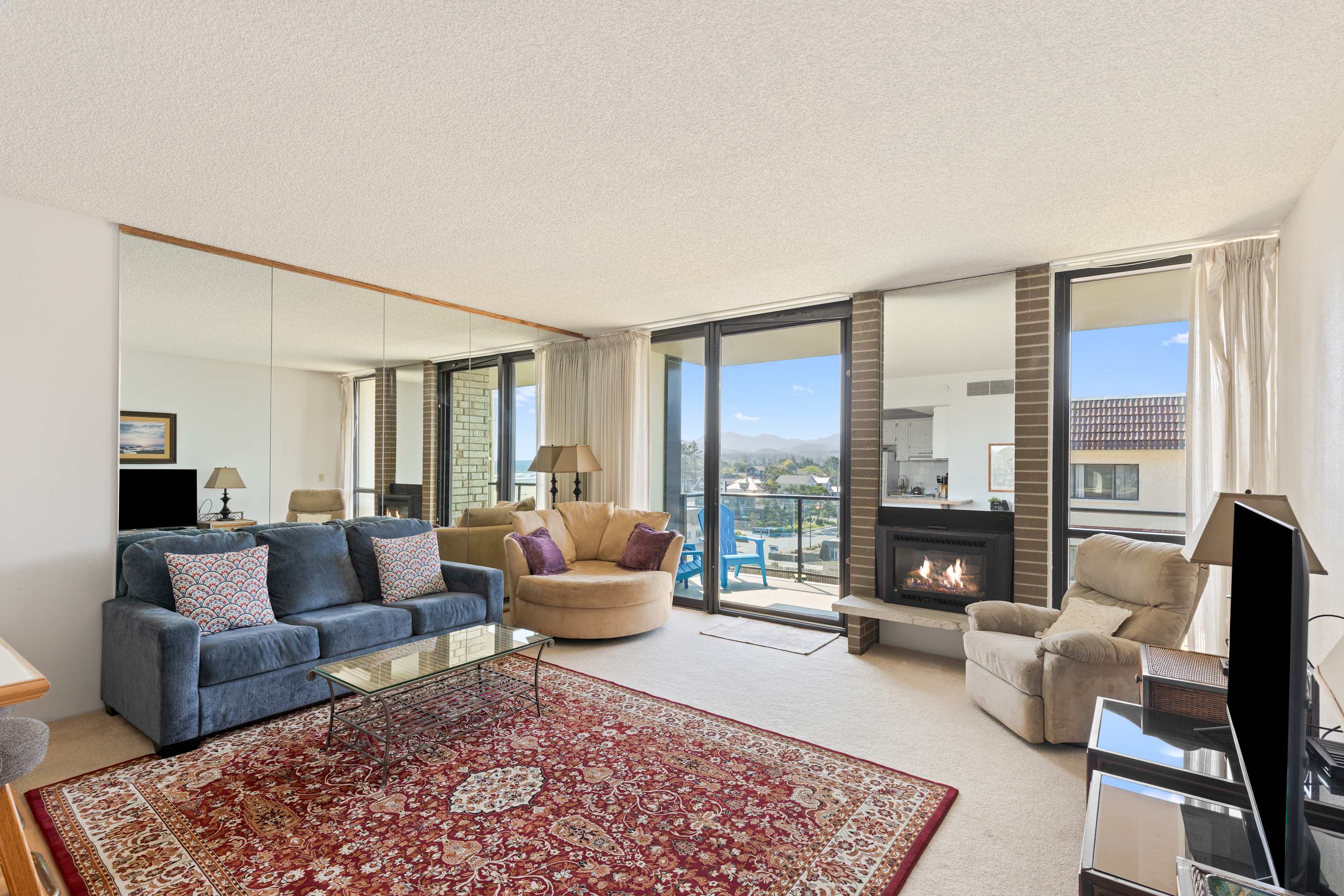 Sand & Sea (410) Seaside Escape: OceanFront w Pool & Sauna — photo 2