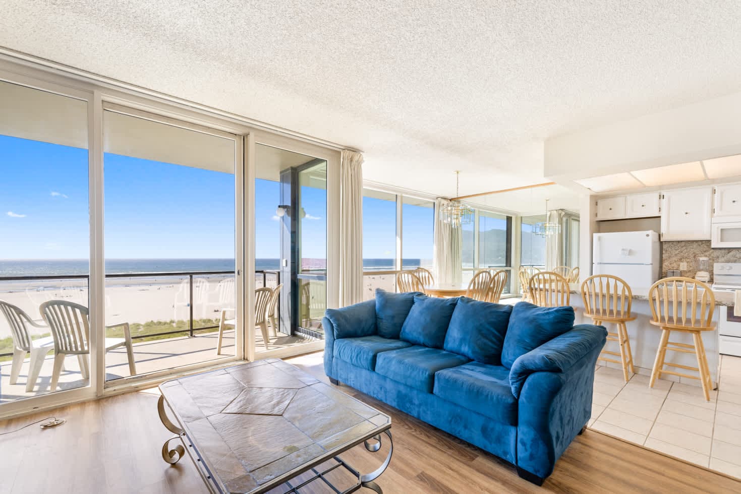 Sand & Sea (602) Beach Palette-Artsy Beachfront Dog Friendly — photo 2