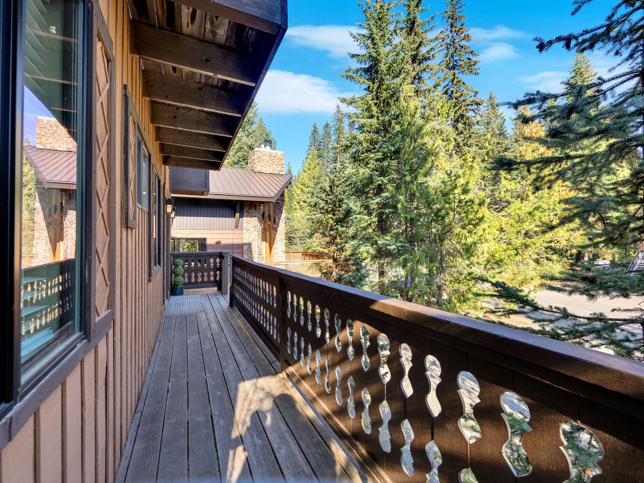 Snowflake Chalet - Charming Creekside Govy Retreat — photo 5