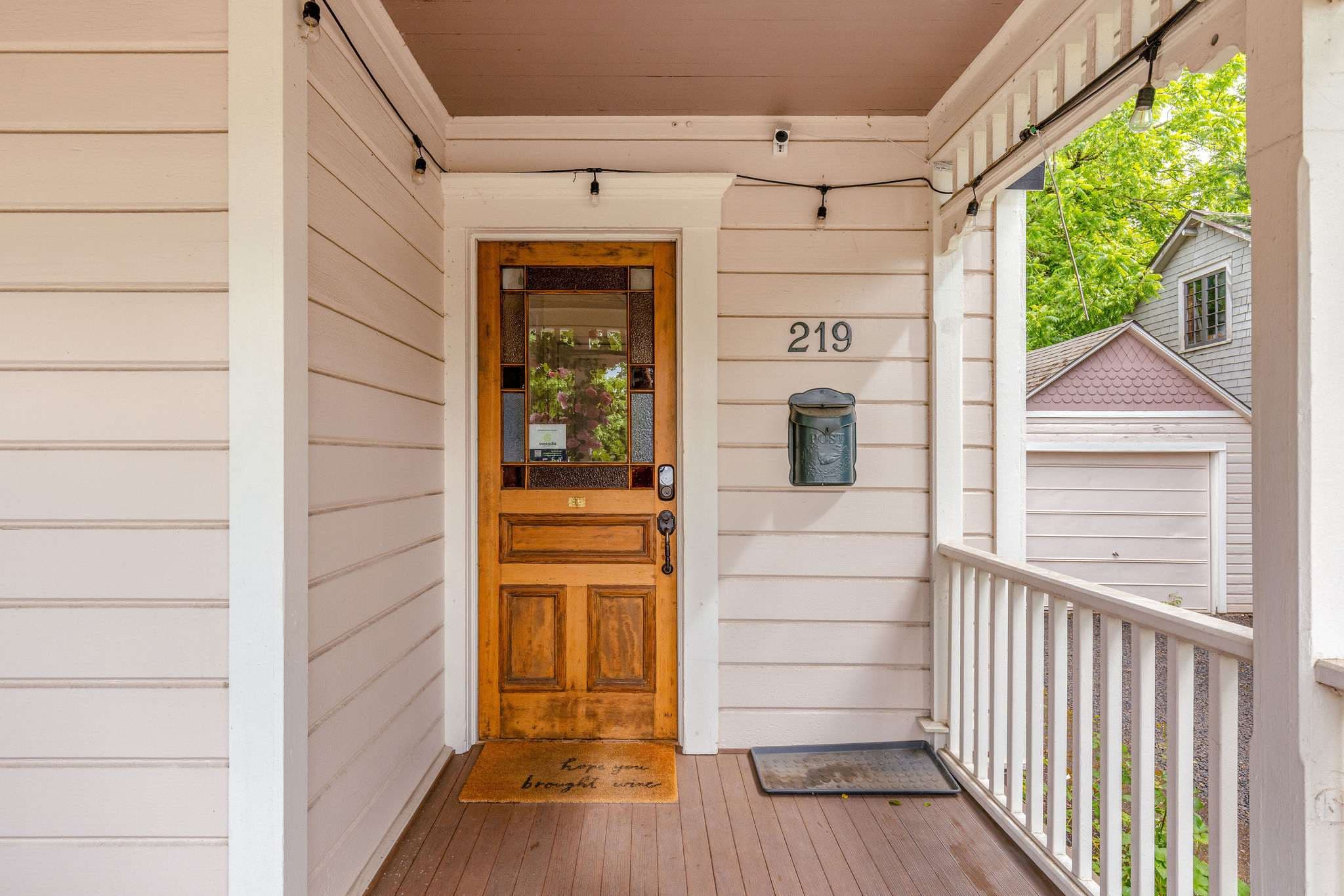The Pink House - Walkable Victorian, Pets Welcome — photo 8